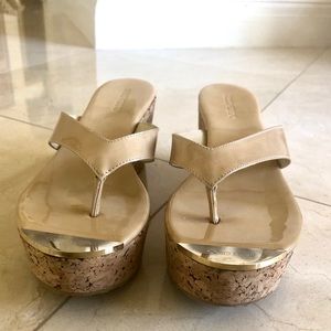 JIMMY CHOO Beige Leather Platform Thong Sandal US9